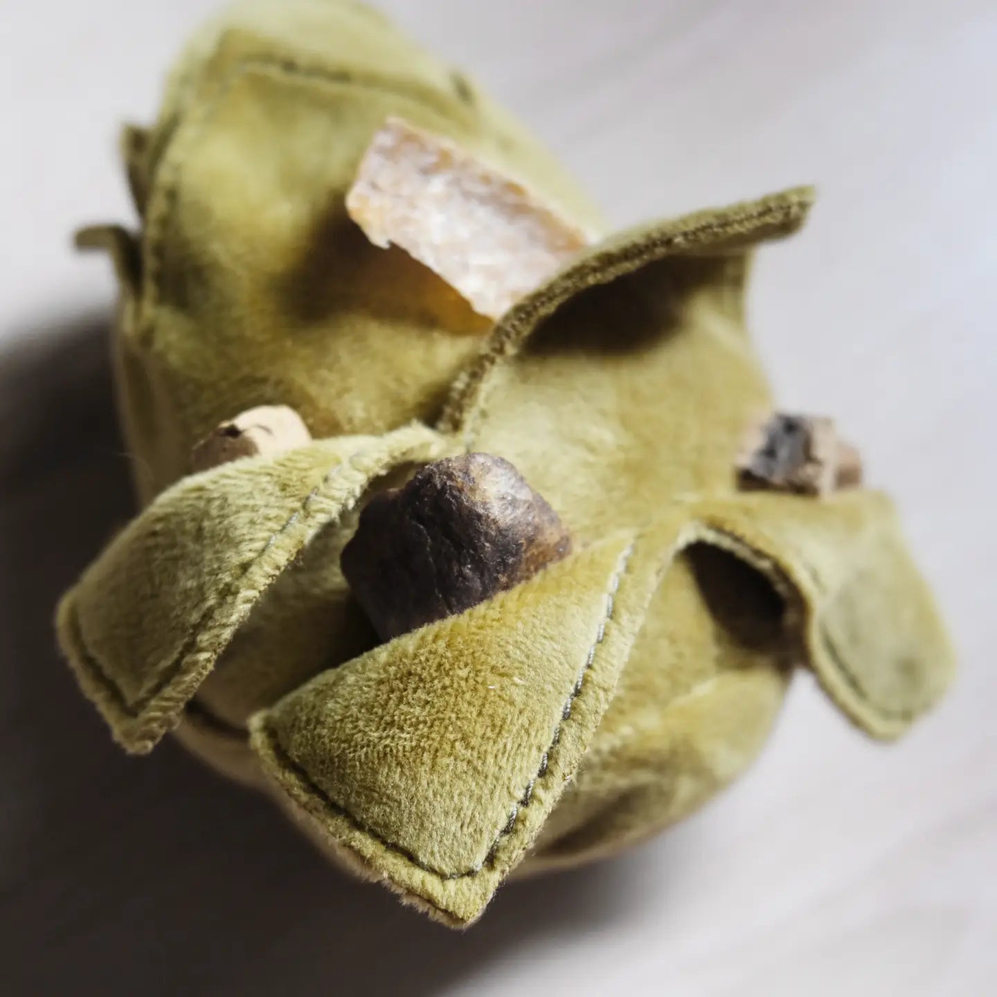 JOUET POUR CHIEN ARTICHAUT ENRICHISSEMENT - Toutoustore